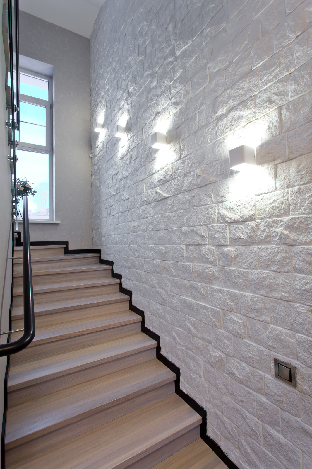 Белее белого: художественная штукатурка в интерьере