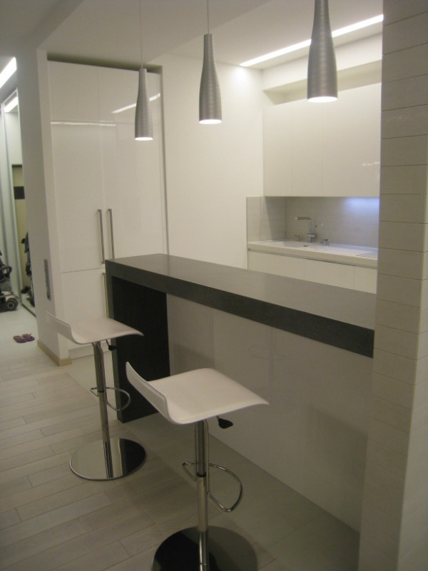 Современный стиль. Модель Maria Luchido