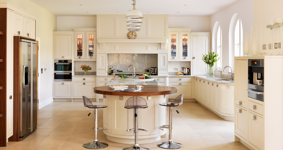 This is an example of a large kitchen in London.