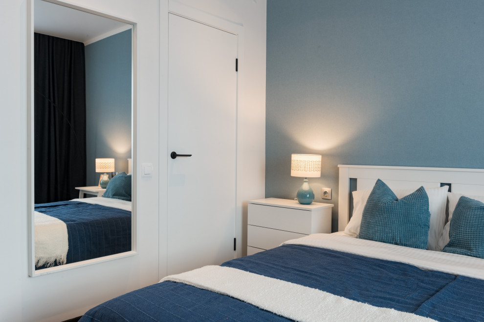 Маленькая квартирка 28 кв.м. В голубых тонах.