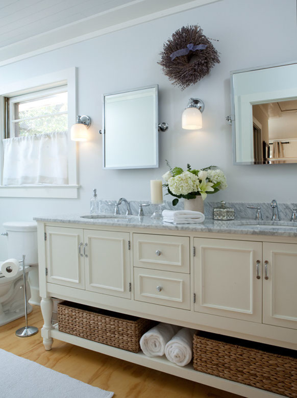 Cottage Style Bathroom Houzz