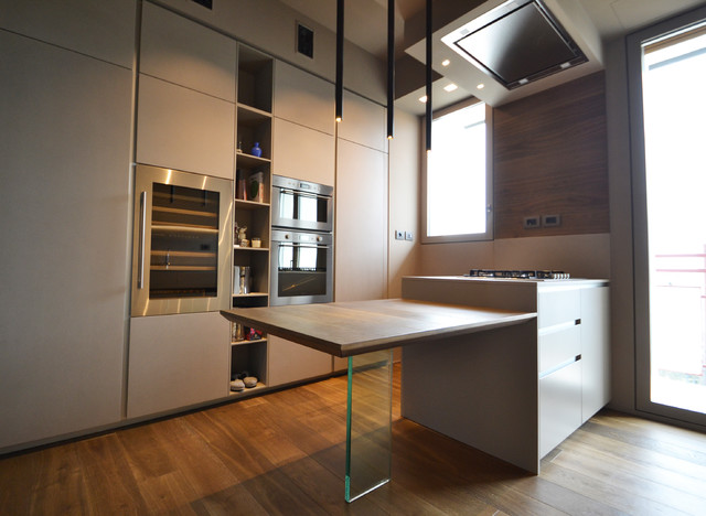 LA CUCINA &egrave; IL CUORE DELLA CASA contemporary-kitchen