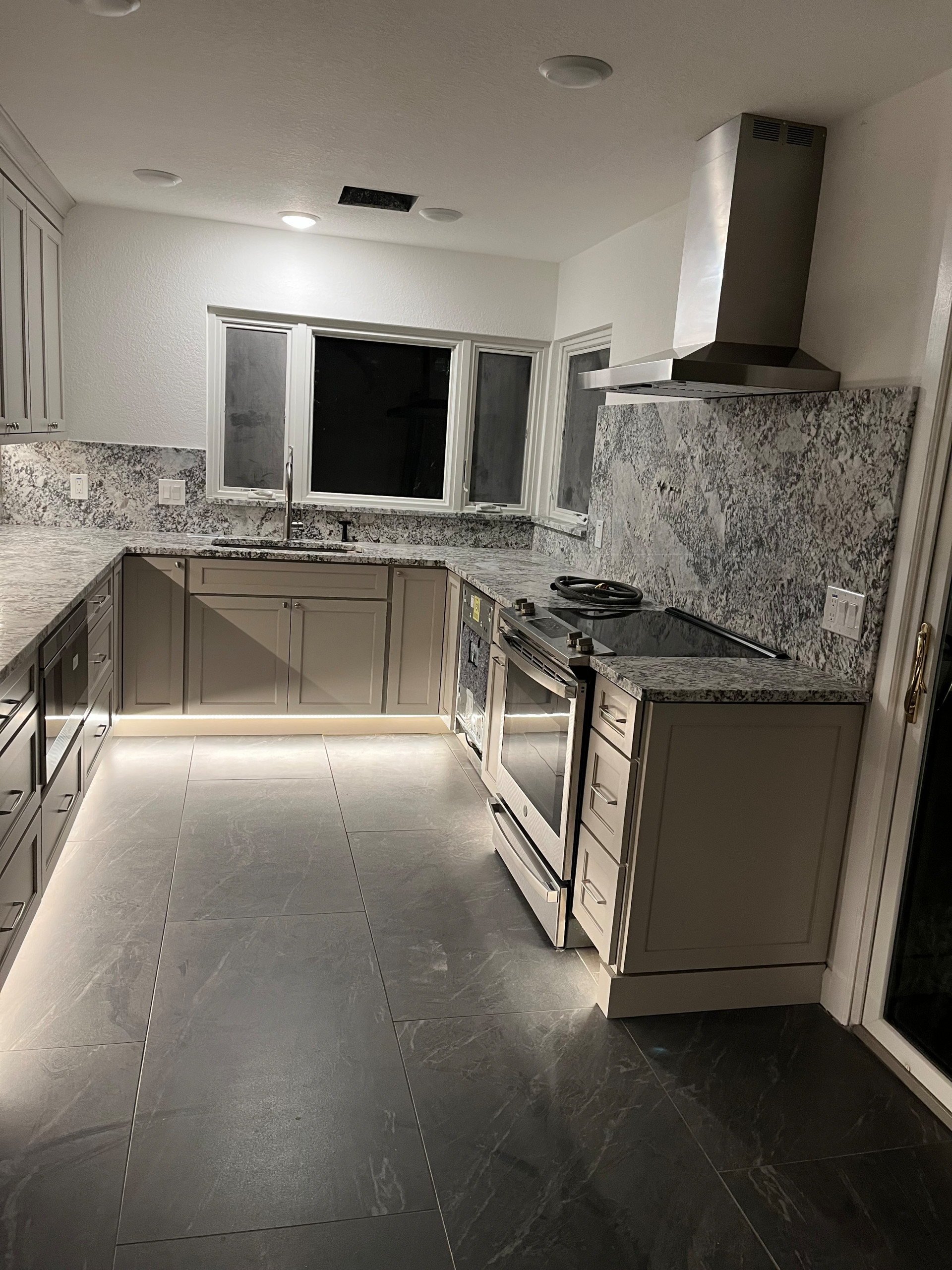 Kitchen + Laundry Room