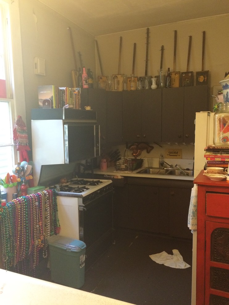 Small Empty Poor Kitchen Help me with this tiny disaster kitchen!