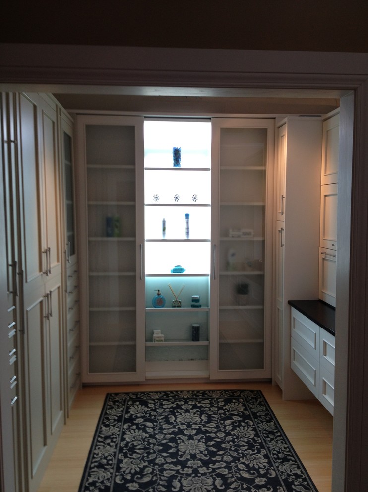 Inspiration for a timeless closet remodel in Atlanta