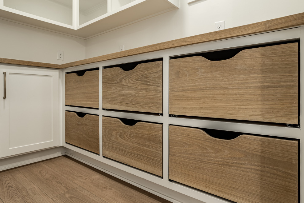 Home design - transitional home design idea in Indianapolis