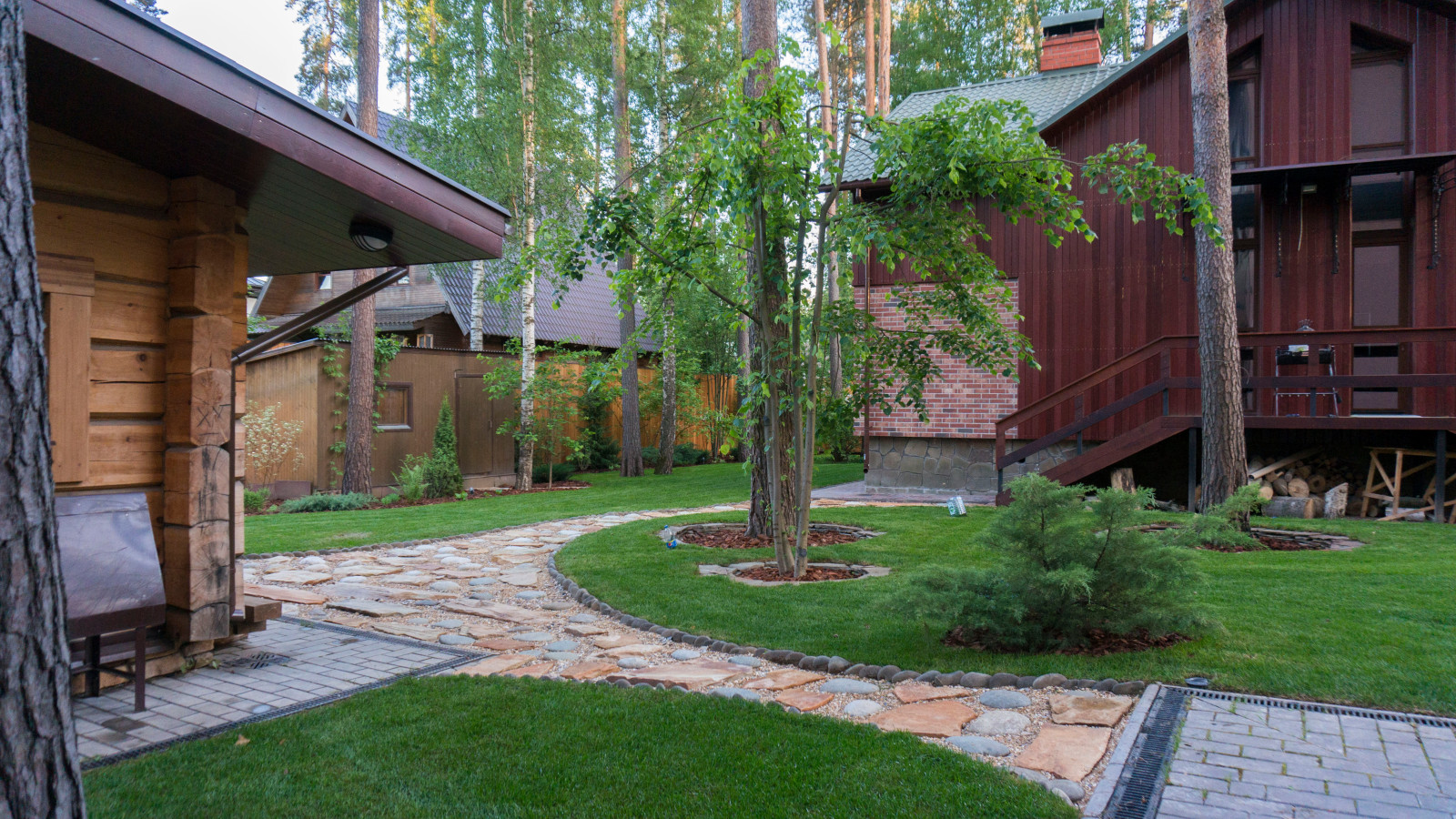 Дерево и Камень