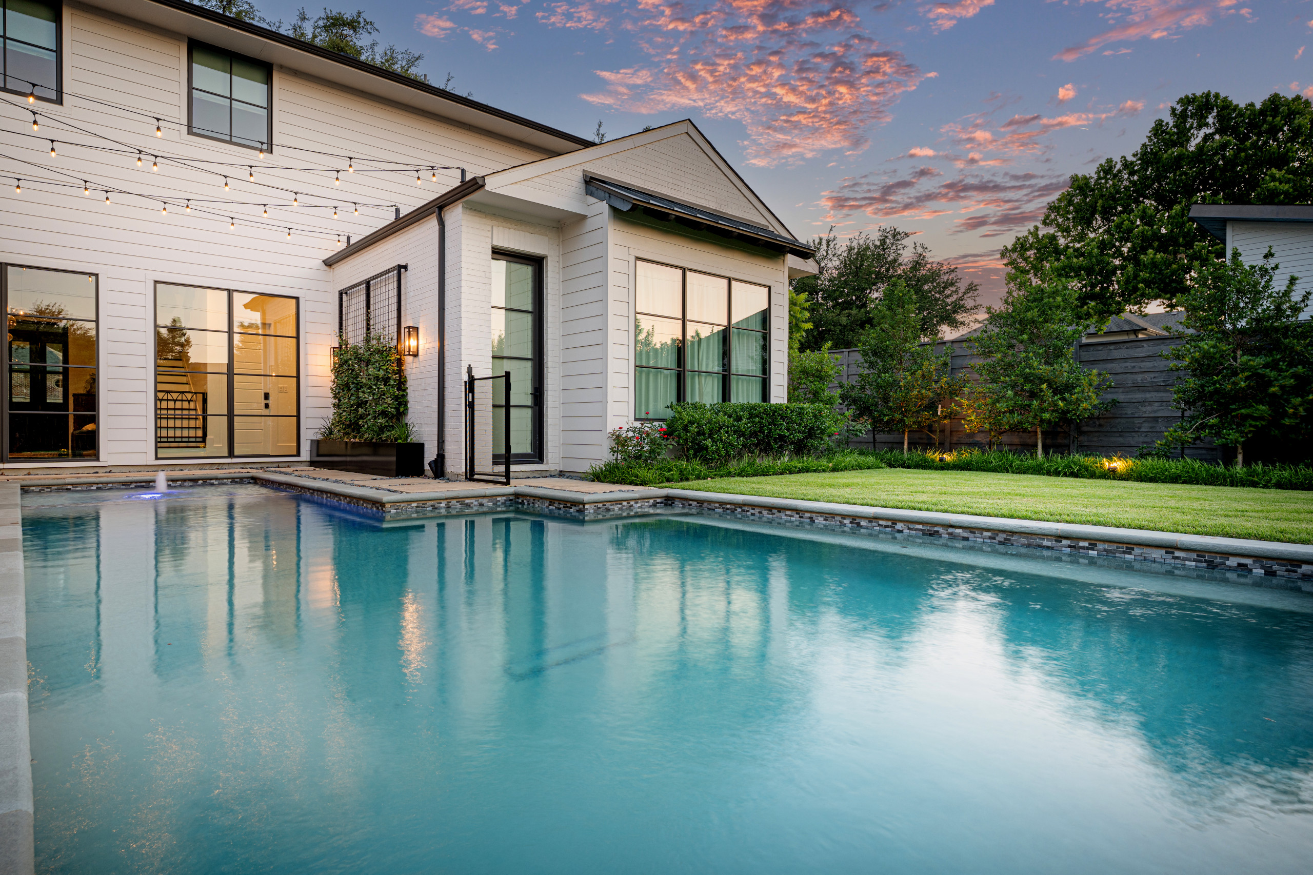 PRESTON HOLLOW GARDEN