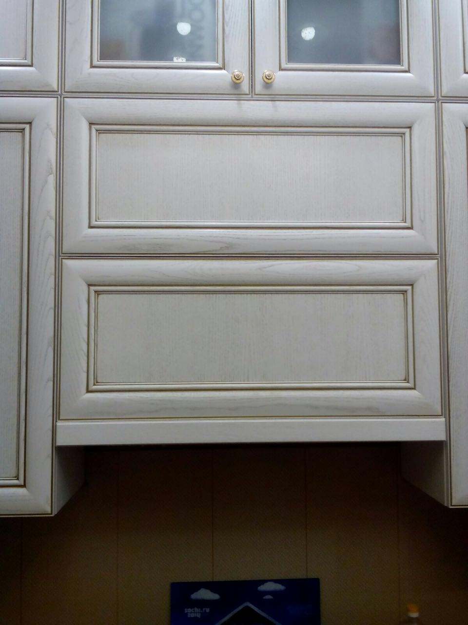 Белая классическая кузня