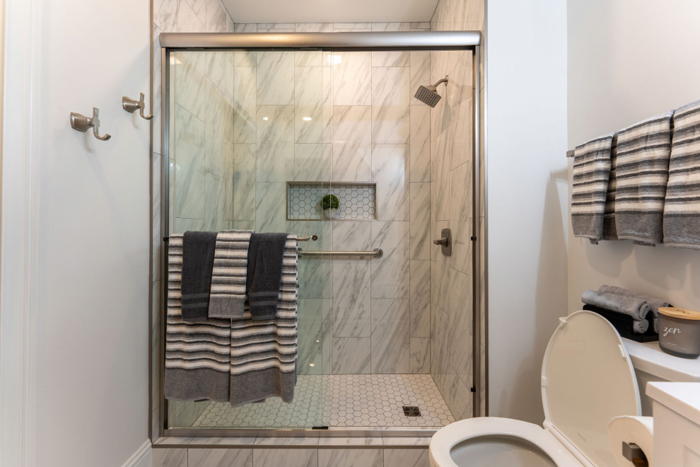 Fairvue Guest Bathroom