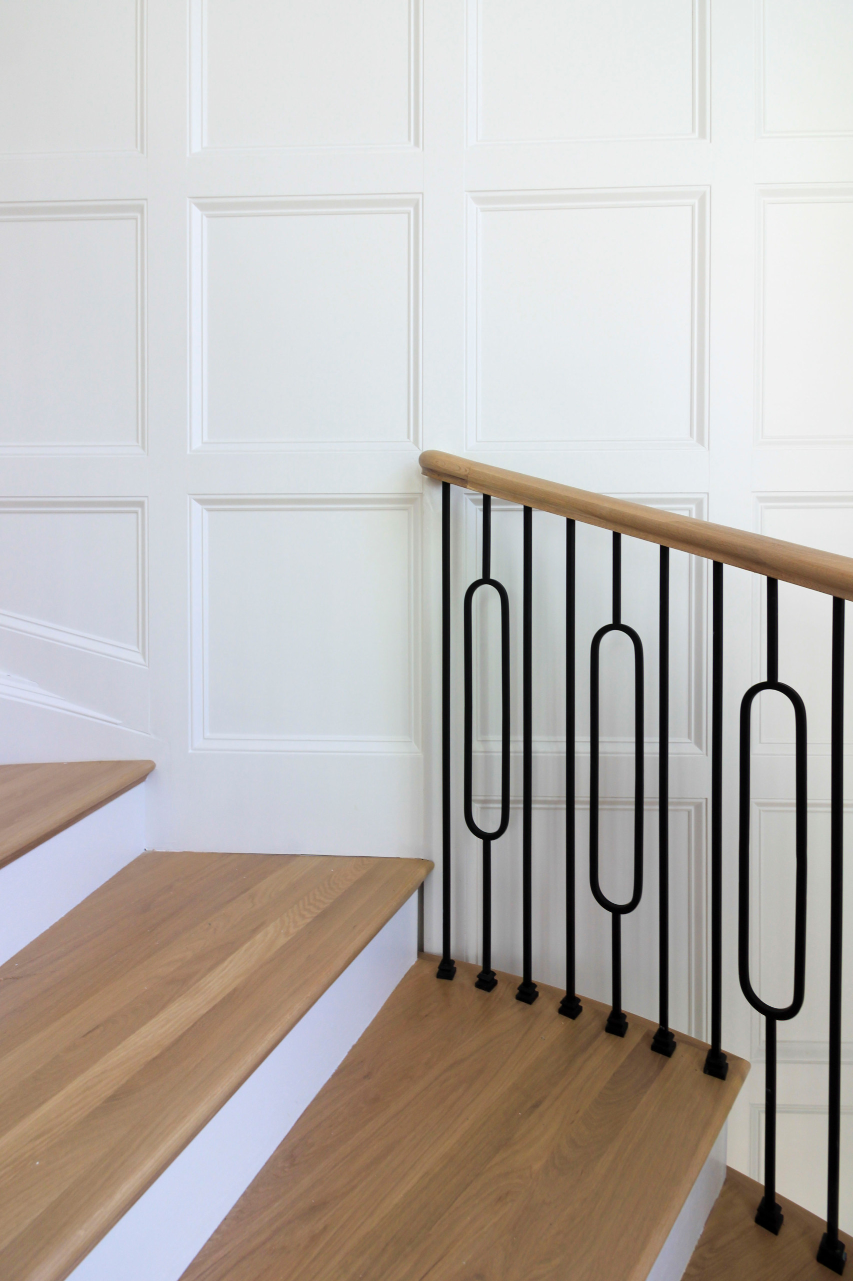 95_Remarkable and elegant floating elliptical staircase, McLean, VA 22101