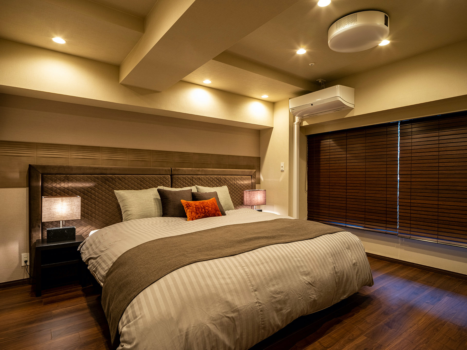 おしゃれな寝室 壁紙 のインテリア画像 75選 22年12月 Houzz ハウズ