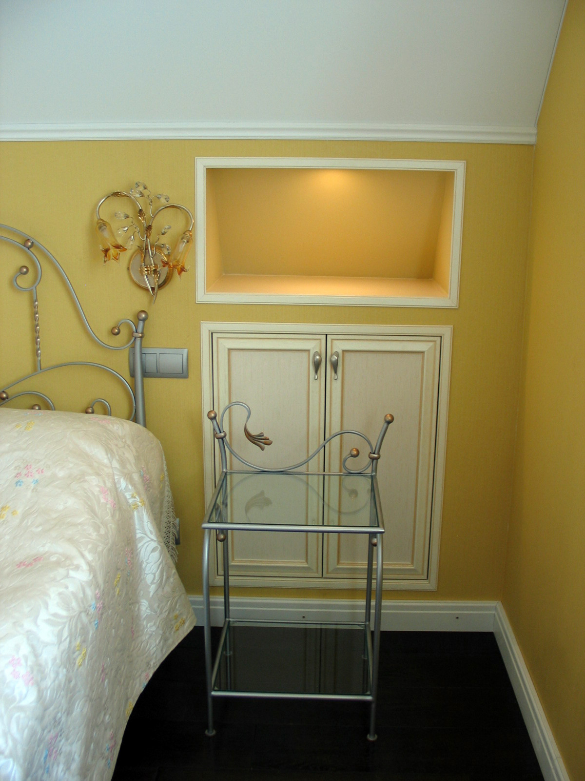 РЕКОНСТРУКЦИЯ МАНСАРДЫ В ЗАГОРОДНОМ ДОМЕ