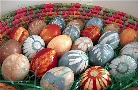 Декорируем пасхальные яйца надувными шарами — рецепт с фото пошагово