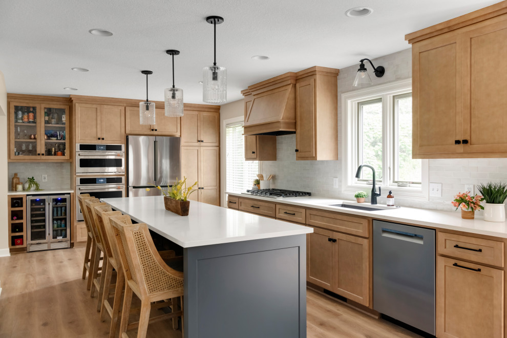 Example of a transitional kitchen design in Minneapolis