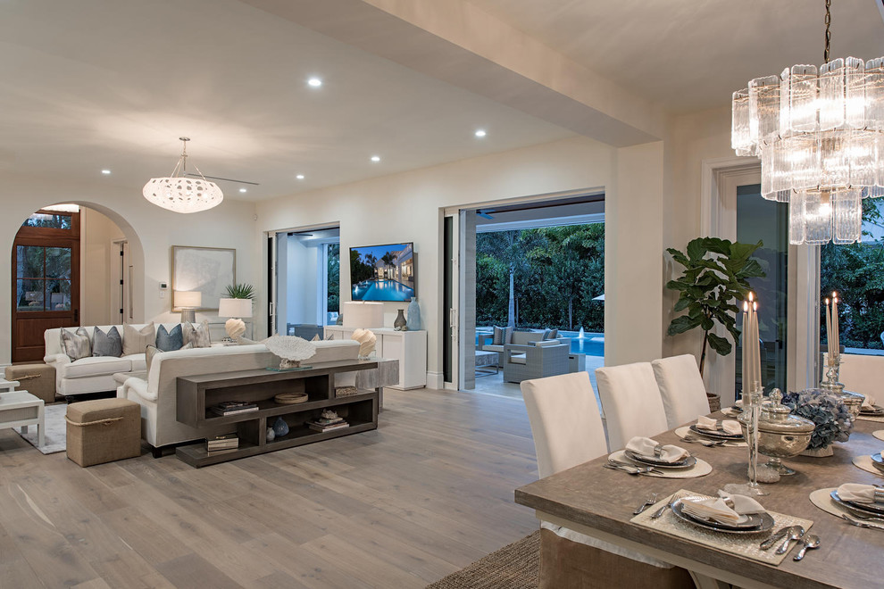 Transitional family room in Miami.
