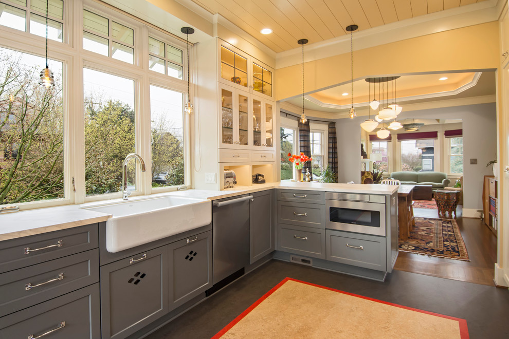 Inspiration for a transitional home design remodel in Seattle