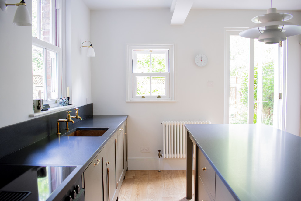 Design ideas for a rustic kitchen in Kent.