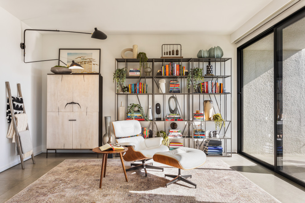 Santa Monica, CA. Beach front, cozy contemporary design - Contemporary ...