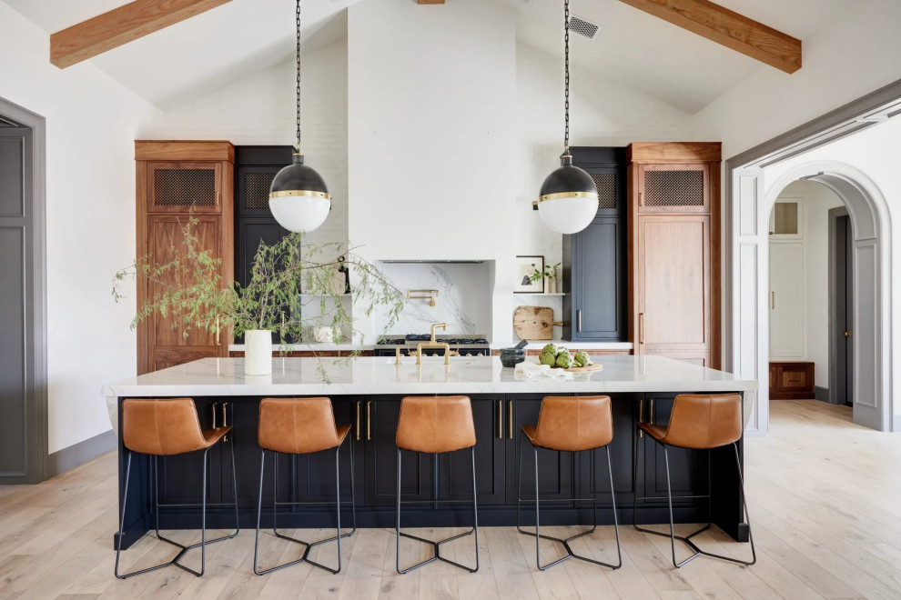 Example of a transitional kitchen design in Phoenix