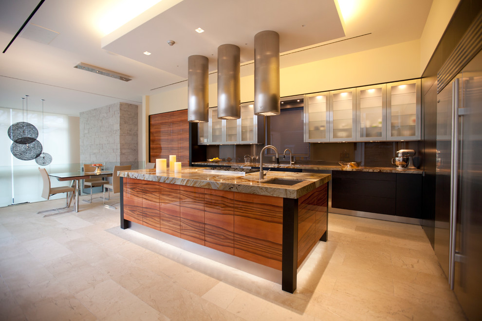 Design ideas for a contemporary kitchen in Toronto with stainless steel appliances.