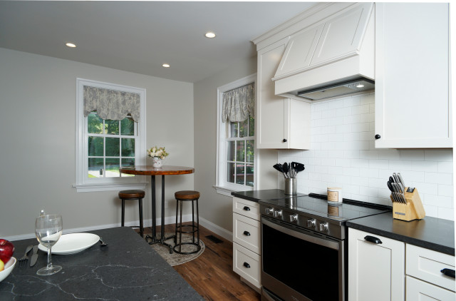 PHOTOS: Traditional White Kitchen Remodel in Camp Hill, PA – RM