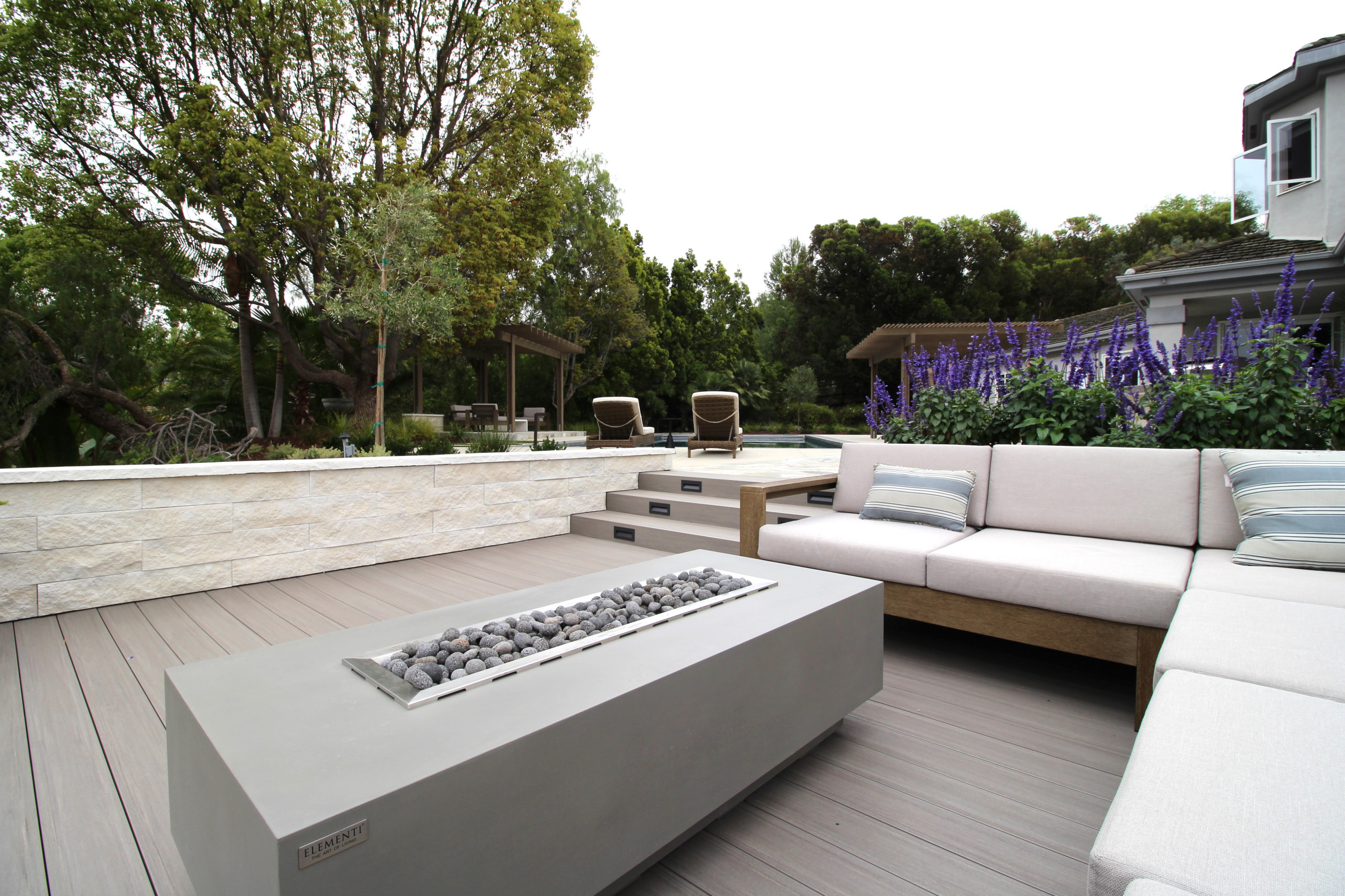 Lomas Verdes Estates