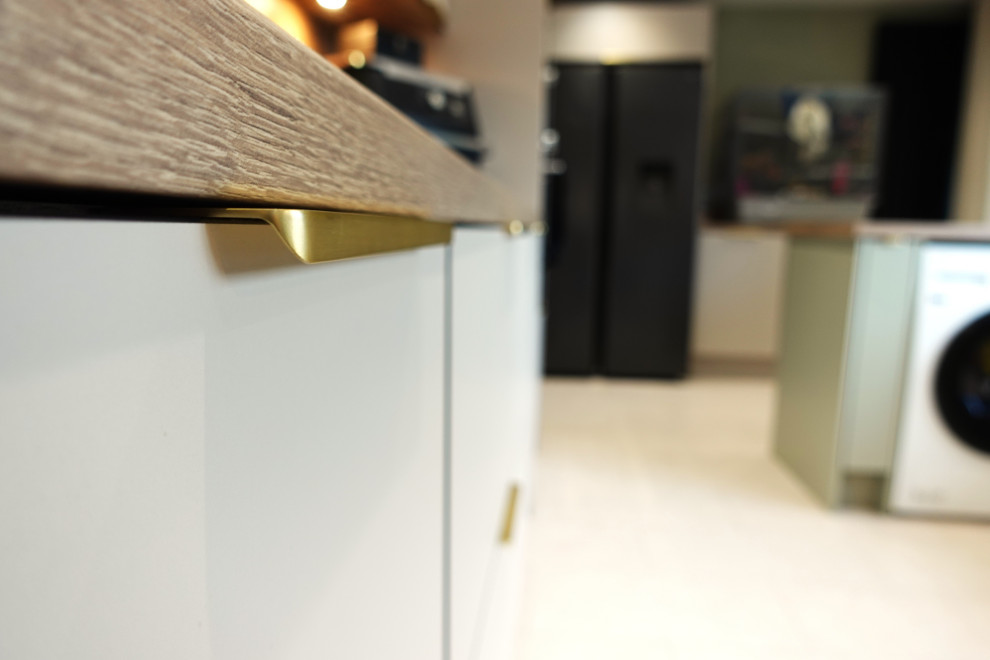 The Barwell Kitchen II - Sodermalm - RRP £20,000 - Luxe Price £17,900