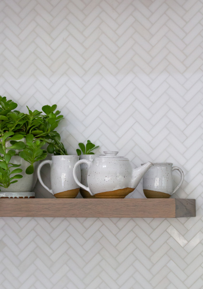 Home design - transitional home design idea