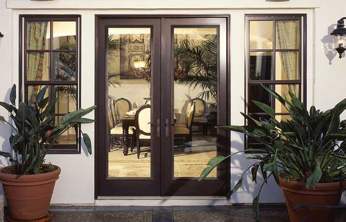 Inspiration for a mid-sized transitional white one-story wood exterior home remodel in Dallas