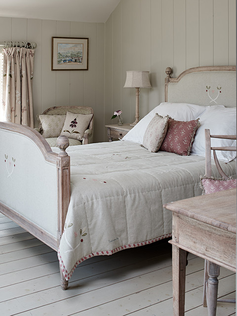 Bedrooms american-traditional-bedroom