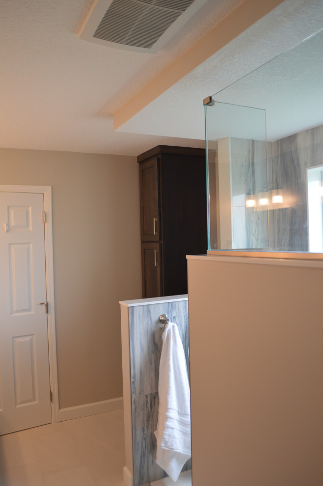 Gleason Farms Owner's Bath with Walk-in Shower