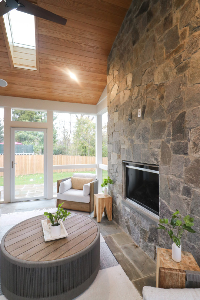 Wadsworth Screened in Patio