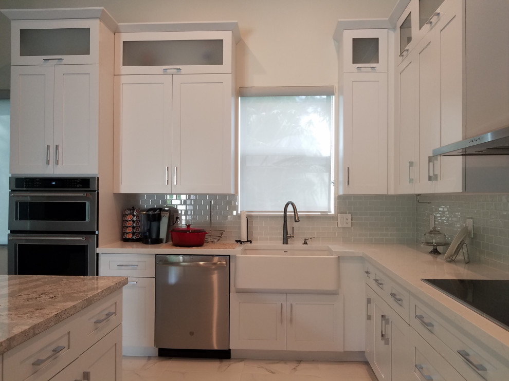 Example of a transitional kitchen design in Miami