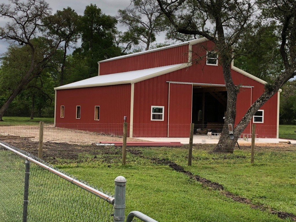Big Red Barn - West Columbia - 2019