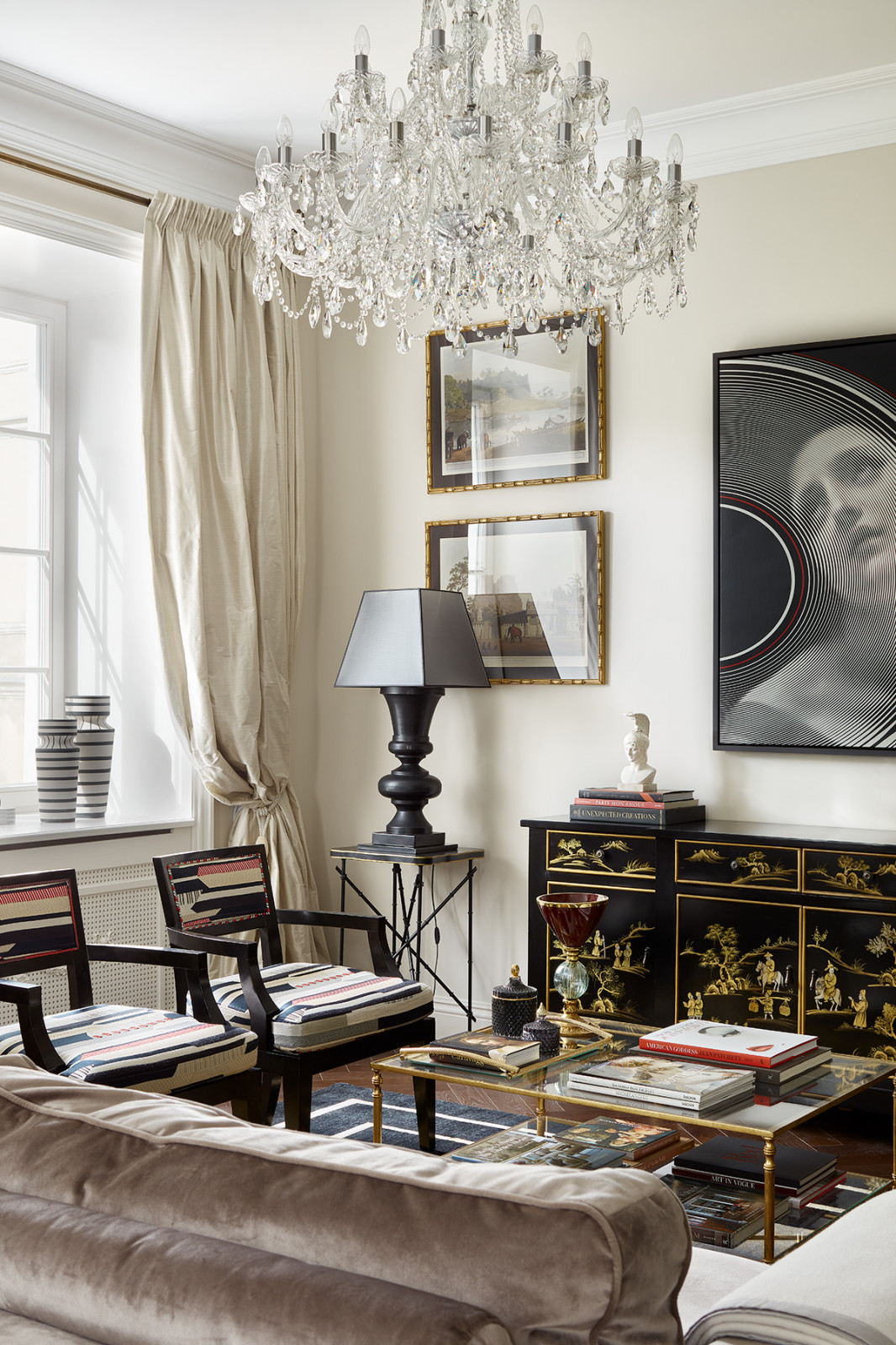 Квартира на Патриарших прудах