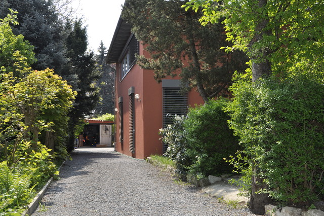 Erweiterung eines Gartenhauses mediterranean-exterior