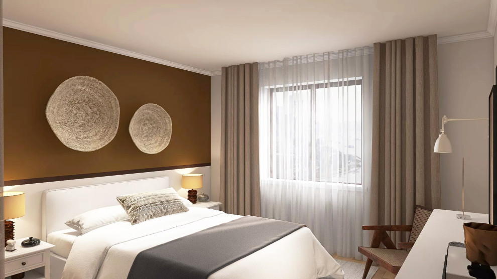 Mittelgroßes Mediterranes Hauptschlafzimmer mit beiger Wandfarbe, hellem Holzboden und beigem Boden in Stuttgart