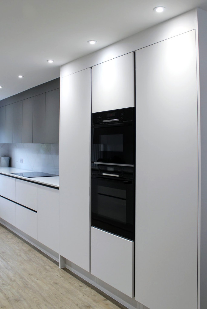 The Oadby Kitchen - Volpi True Handleless