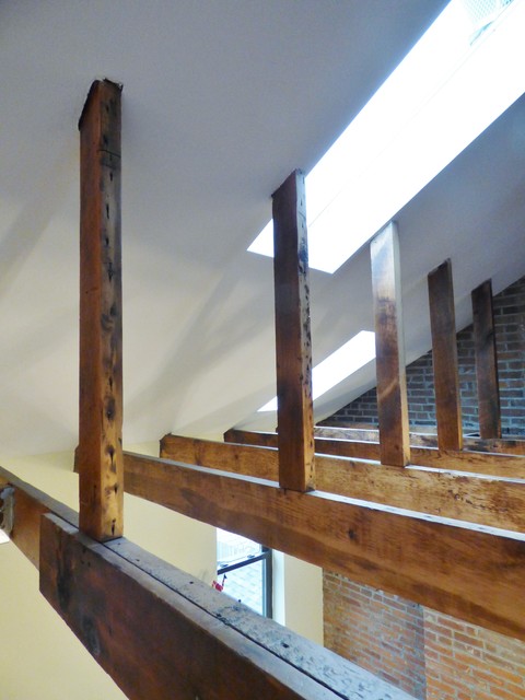 Master Bedroom & Loft: S 25th St industriale-camera-da-letto