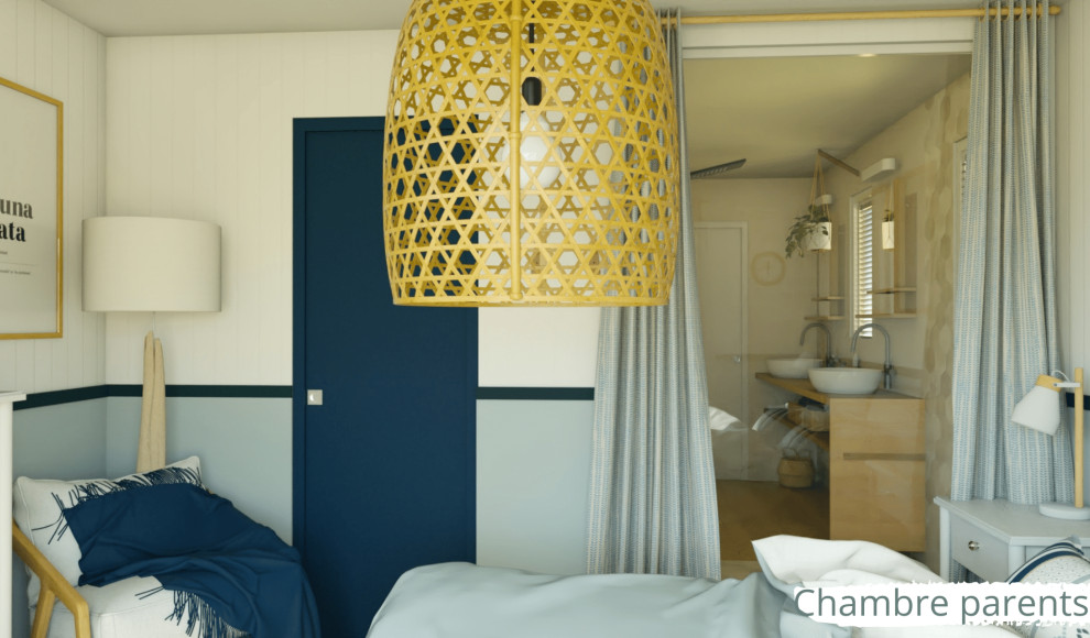 Kleines Maritimes Hauptschlafzimmer mit blauer Wandfarbe, Bambusparkett, beigem Boden und Holzdielenwänden in Paris