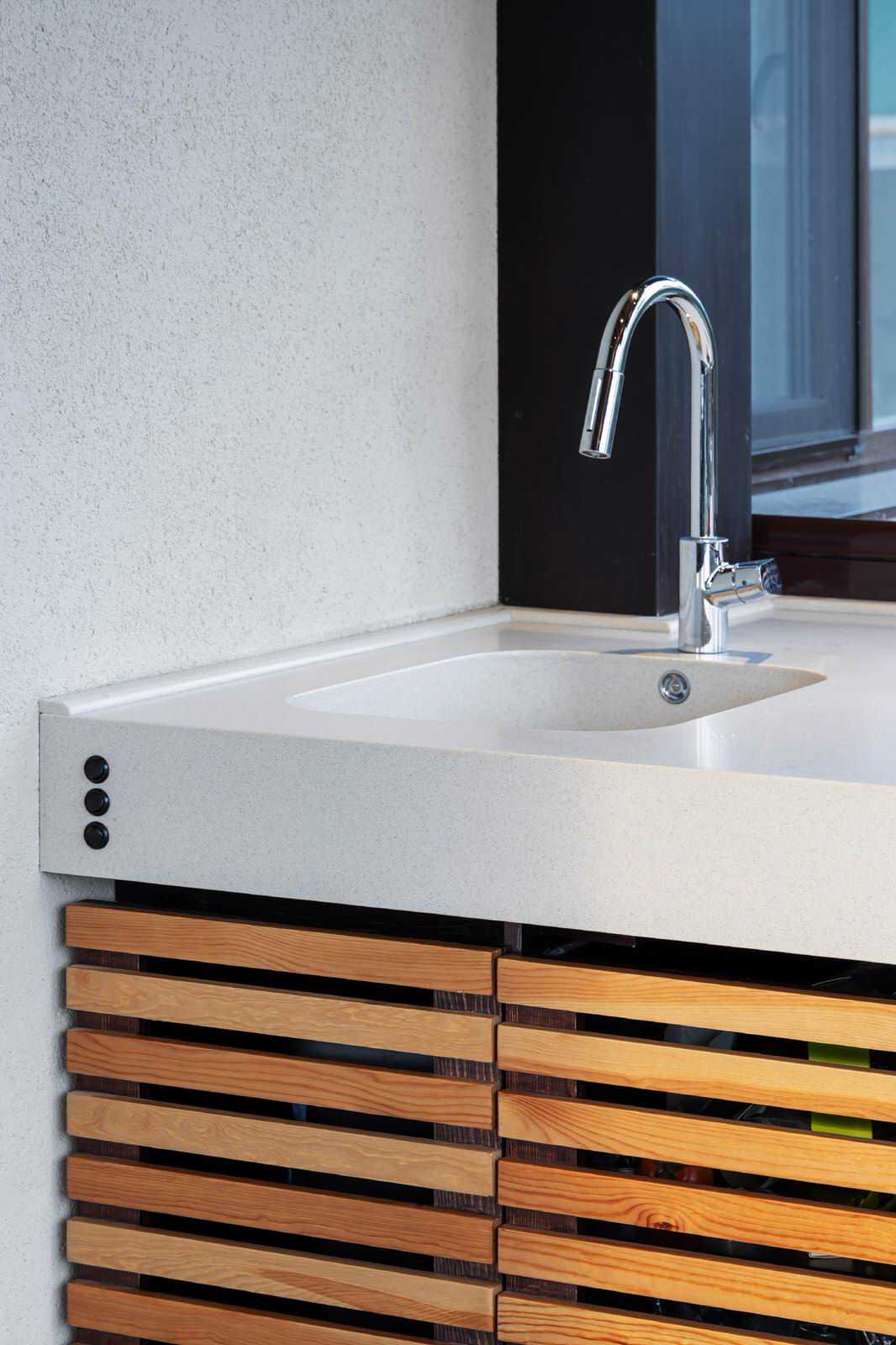 Остекленная терраса ЕЩЕ НЕМНОГО ЛЕТА