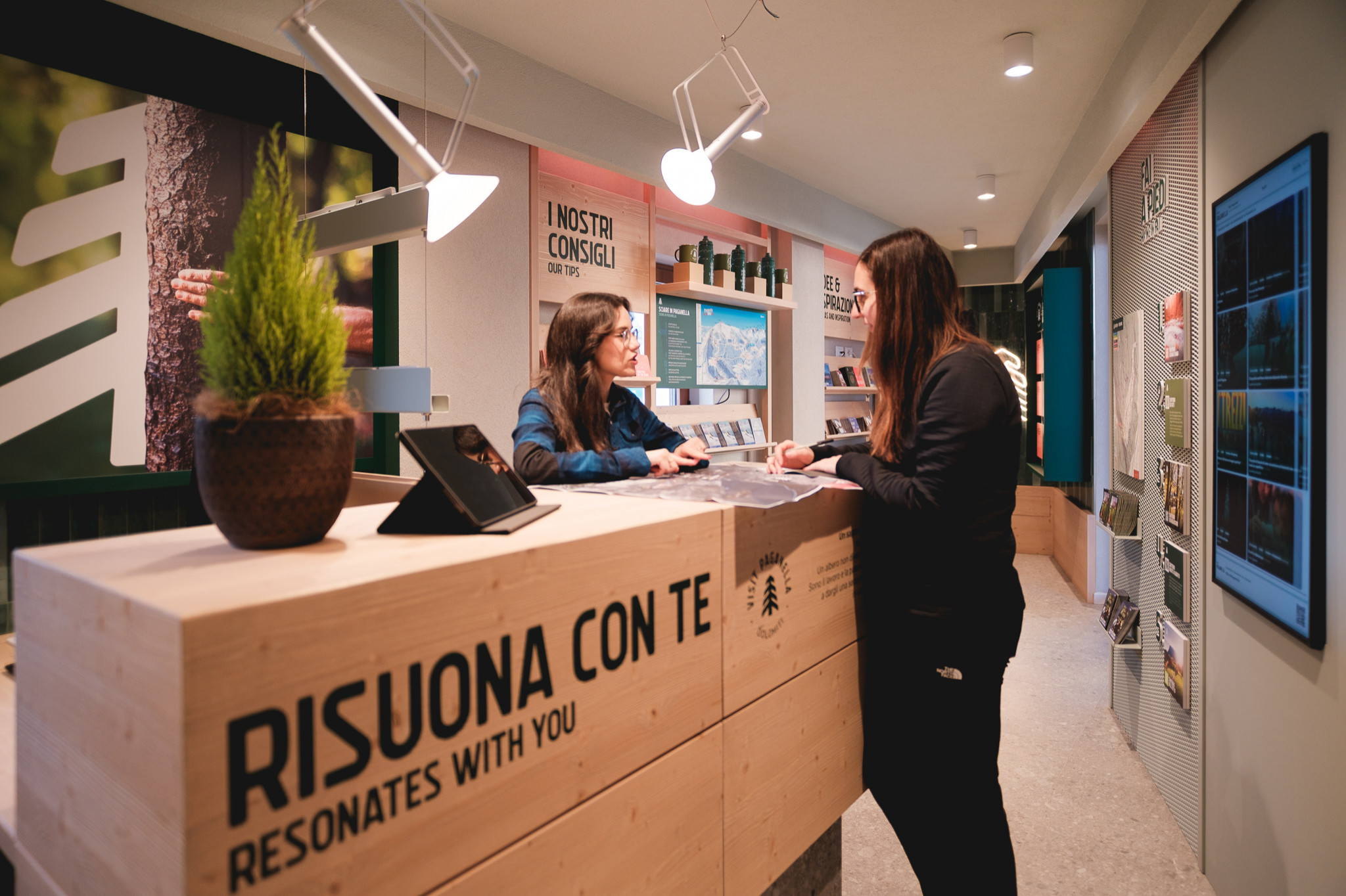 Nuovi uffici Turismo - Azienda per il Turismo Dolomiti Paganella SB