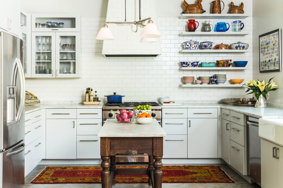 Example of a transitional kitchen design in Austin