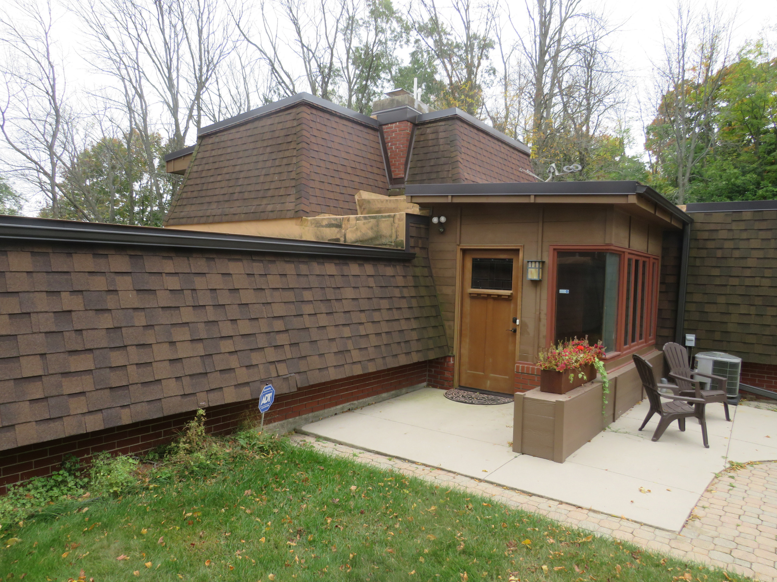 Mid-Century landscape makeover - Manitowoc, WI