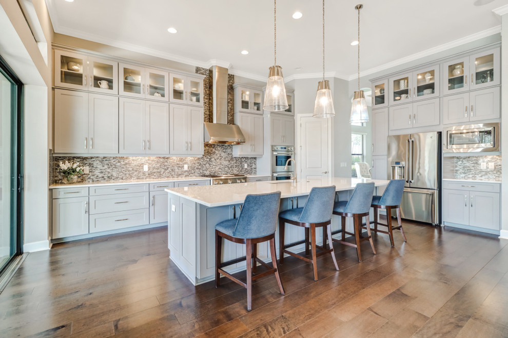 Kitchen - transitional kitchen idea in Denver
