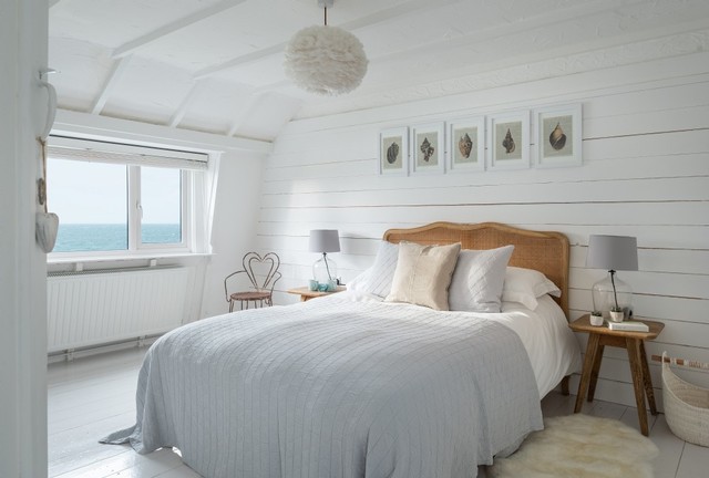 Saphir Beach House coastal-bedroom