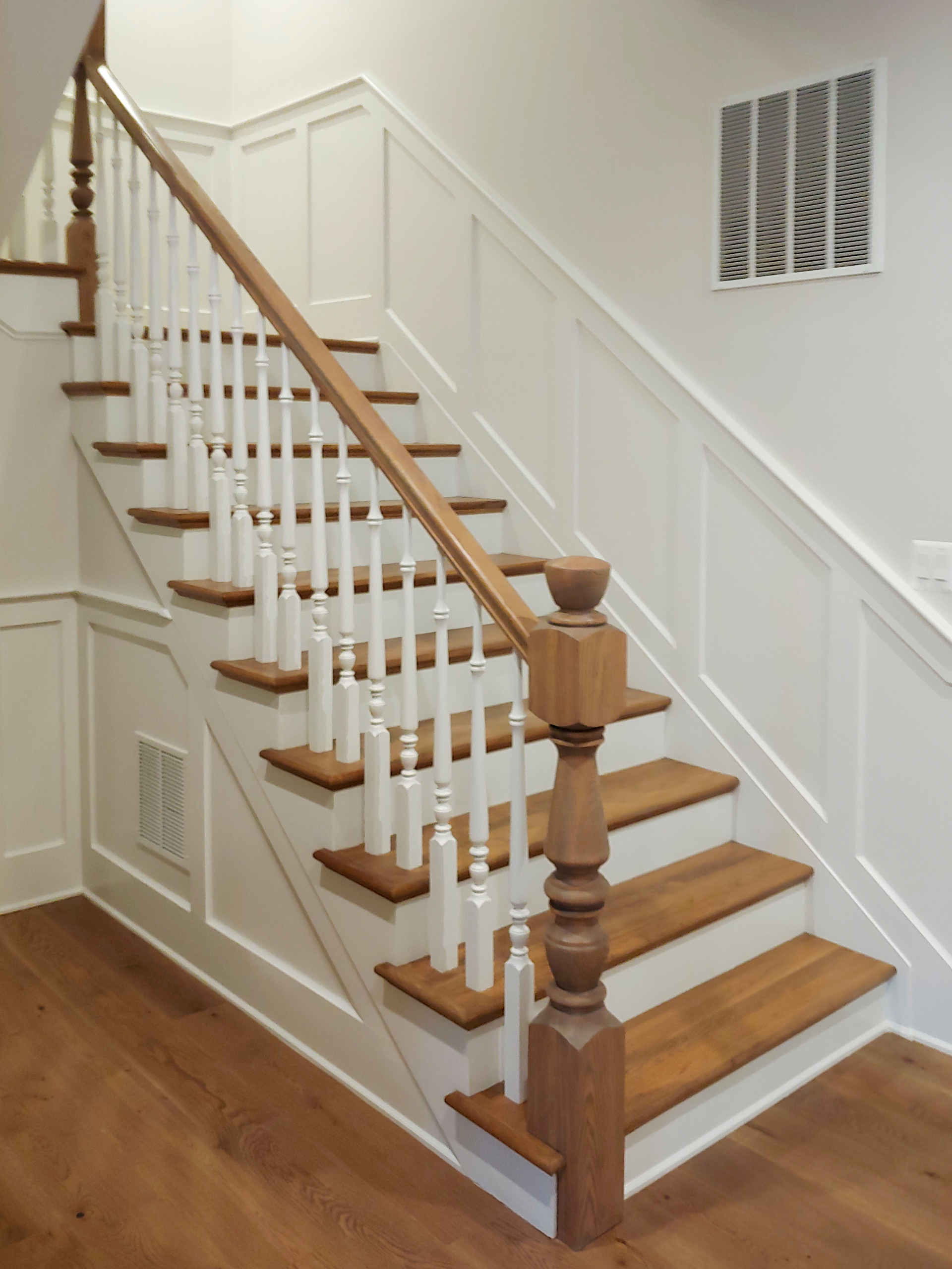 103_Classic Staircase with Stunning Handcrafted Oak Railing System, Aldie VA 201