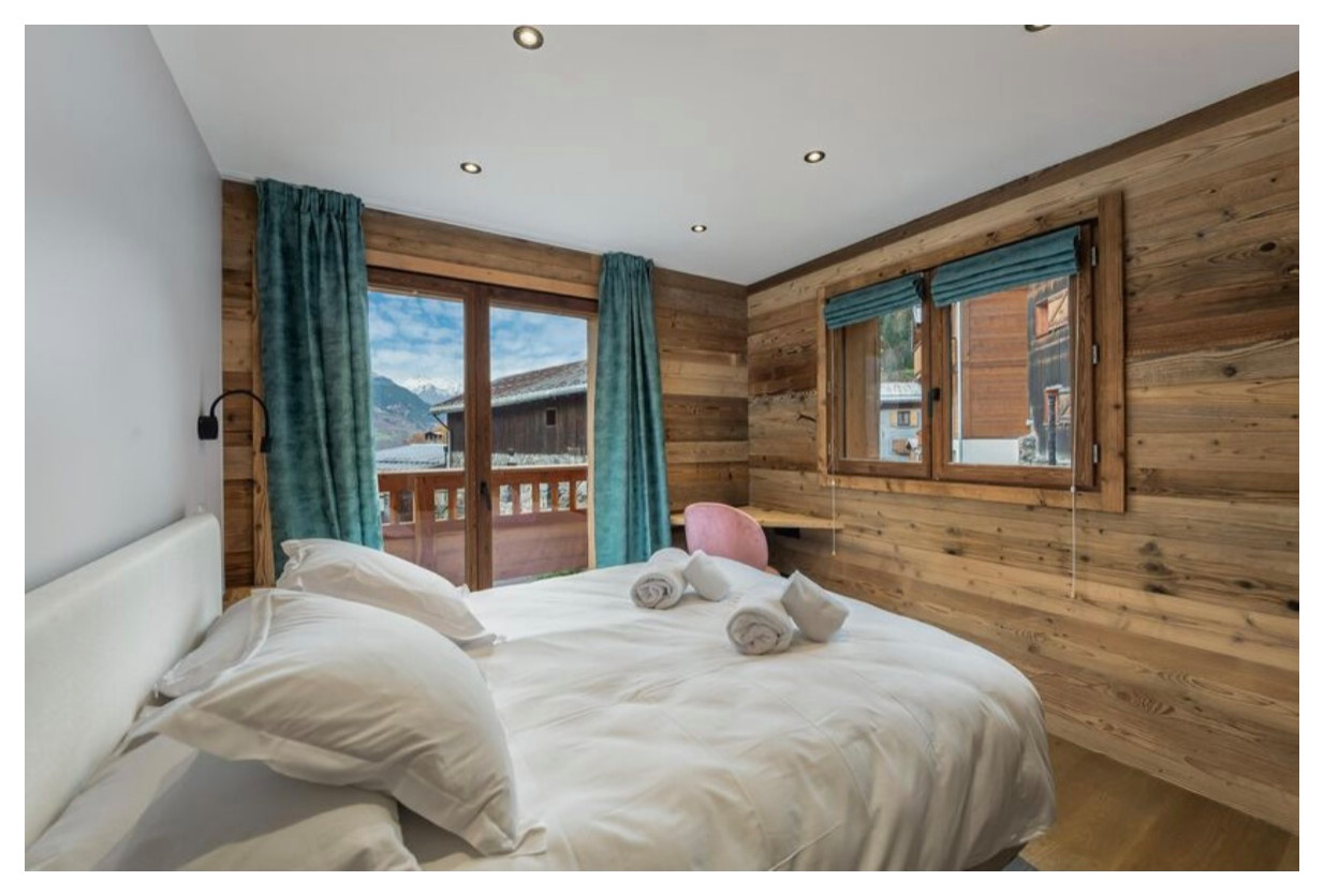 CHALET