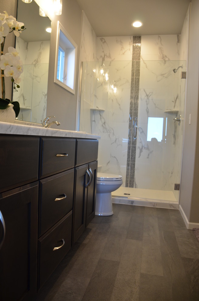 Home design - transitional home design idea